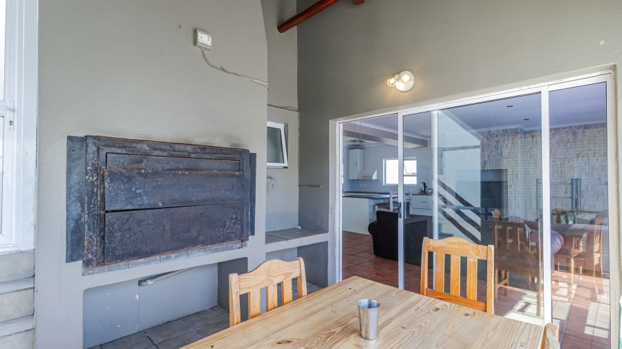 To Let 3 Bedroom Property for Rent in Waterfront Western Cape